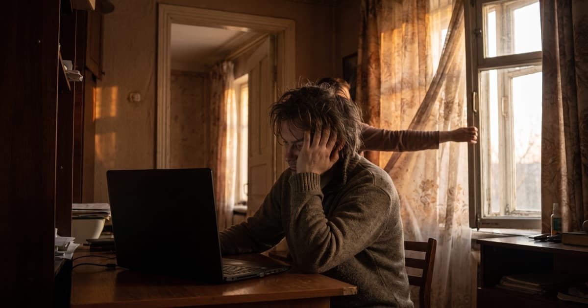Syndrom vyhoření: kompletní průvodce, jak nevyhořet a jak se vrátit